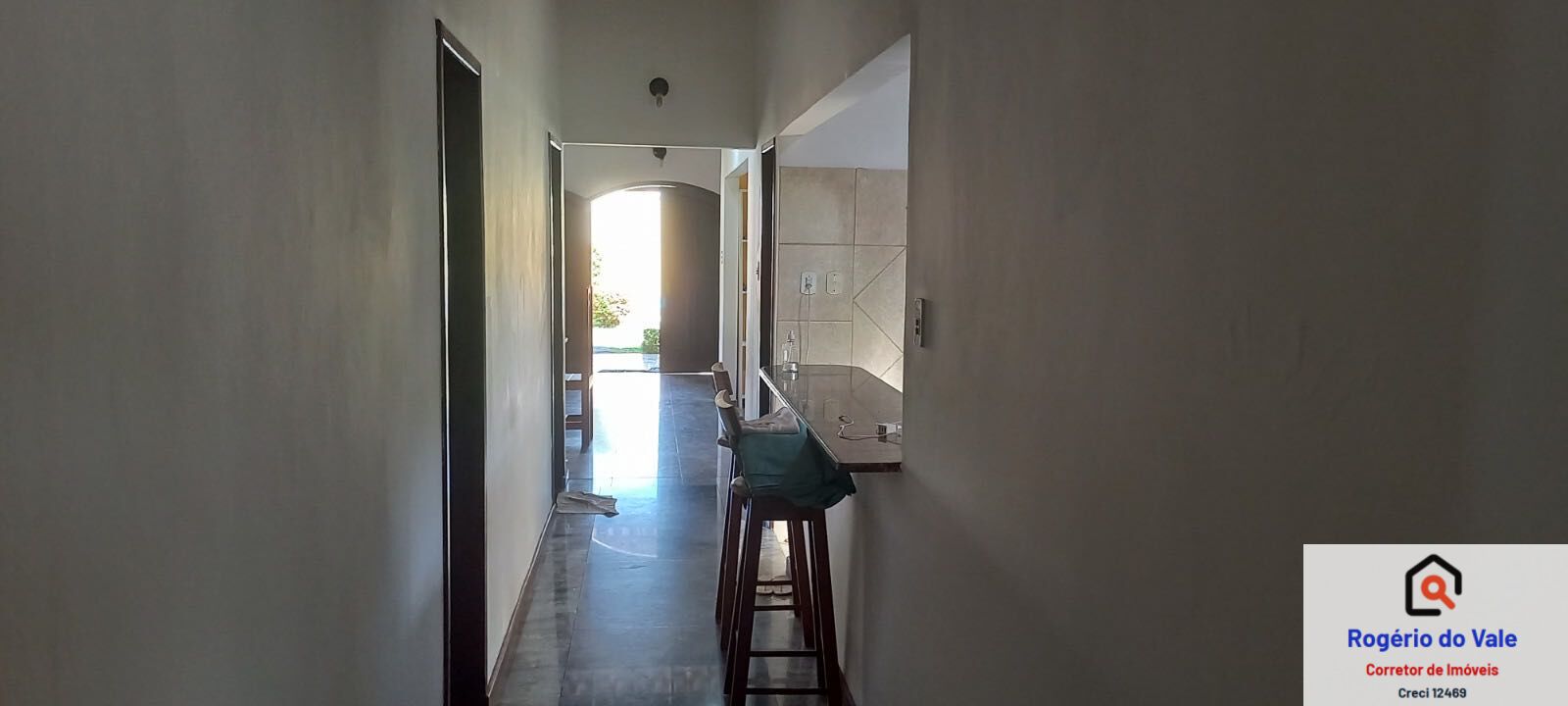 Casa de Condomínio à venda com 4 quartos, 282m² - Foto 13