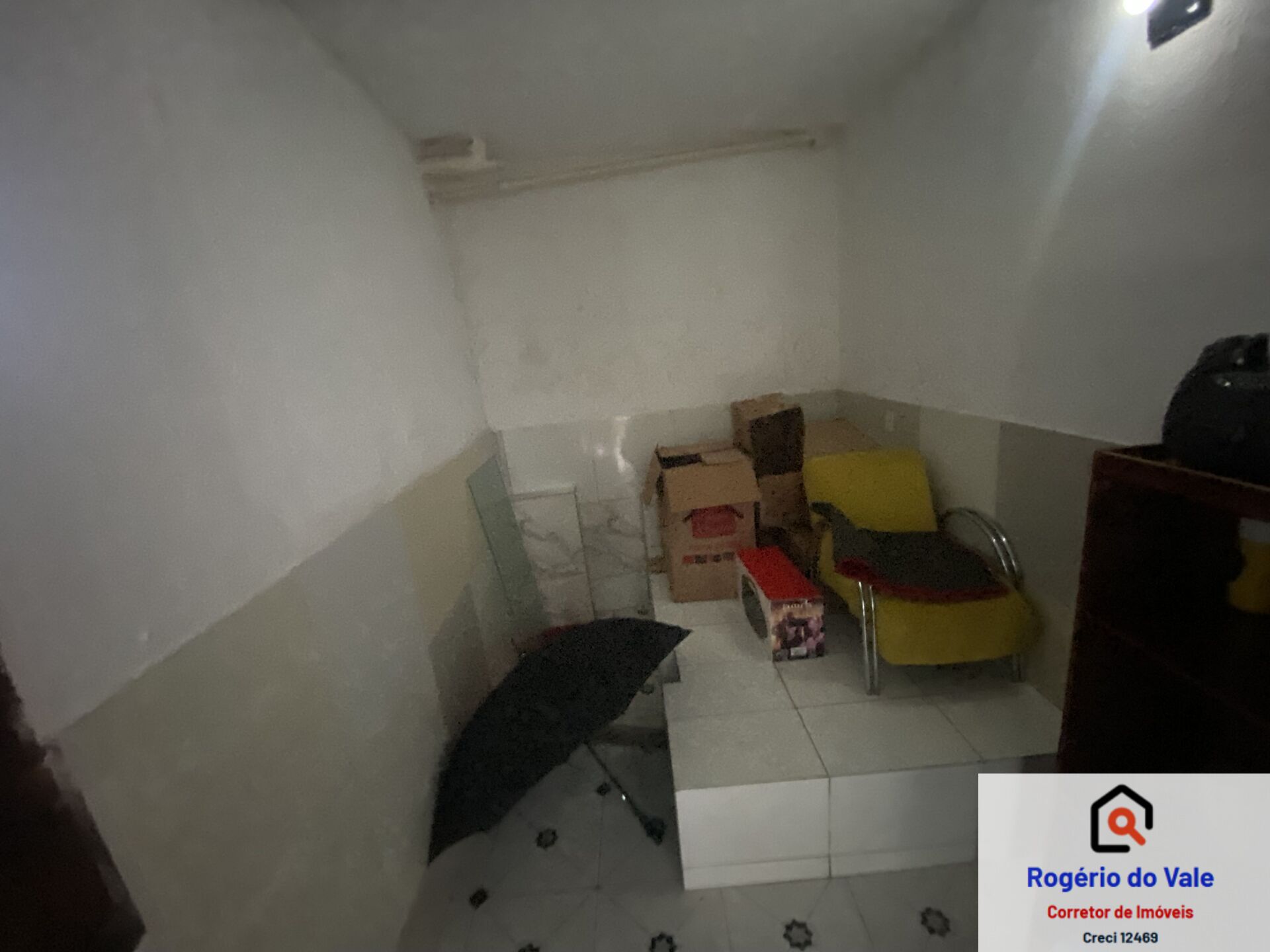 Casa à venda com 6 quartos, 170m² - Foto 11