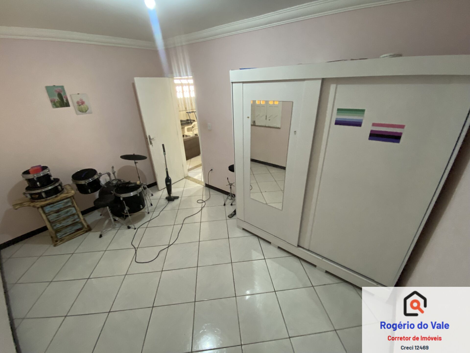 Casa de Condomínio à venda com 4 quartos, 150m² - Foto 23