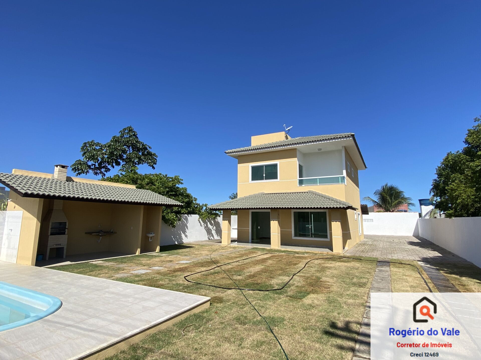 Casa de Condomínio à venda com 3 quartos, 150m² - Foto 3