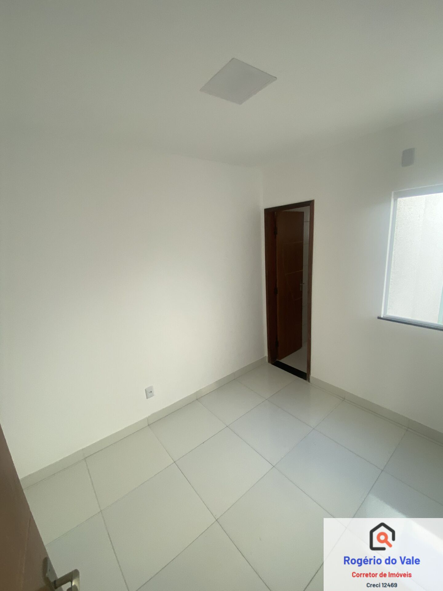 Casa à venda com 2 quartos, 80m² - Foto 8