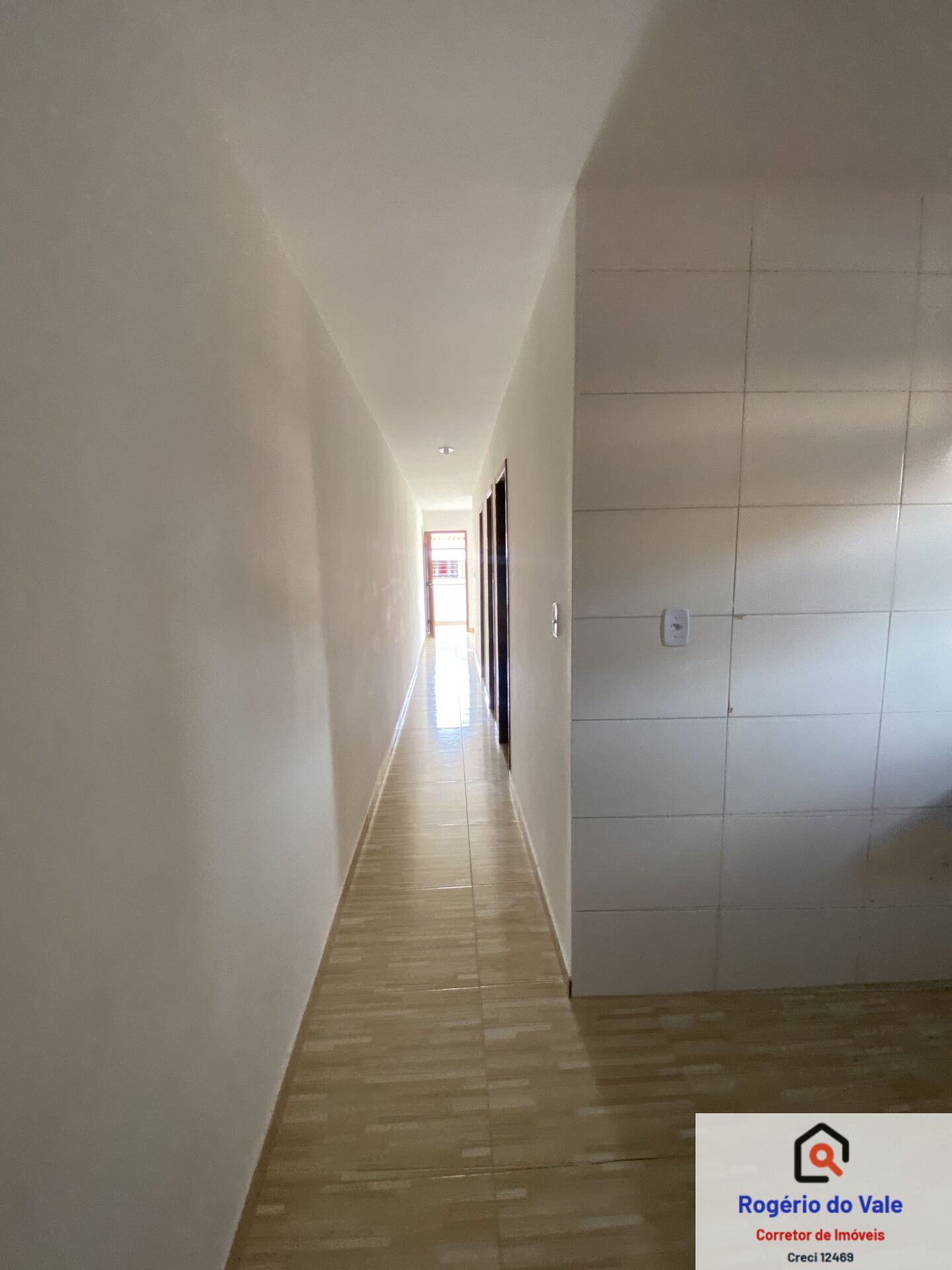 Casa à venda com 2 quartos, 65m² - Foto 10