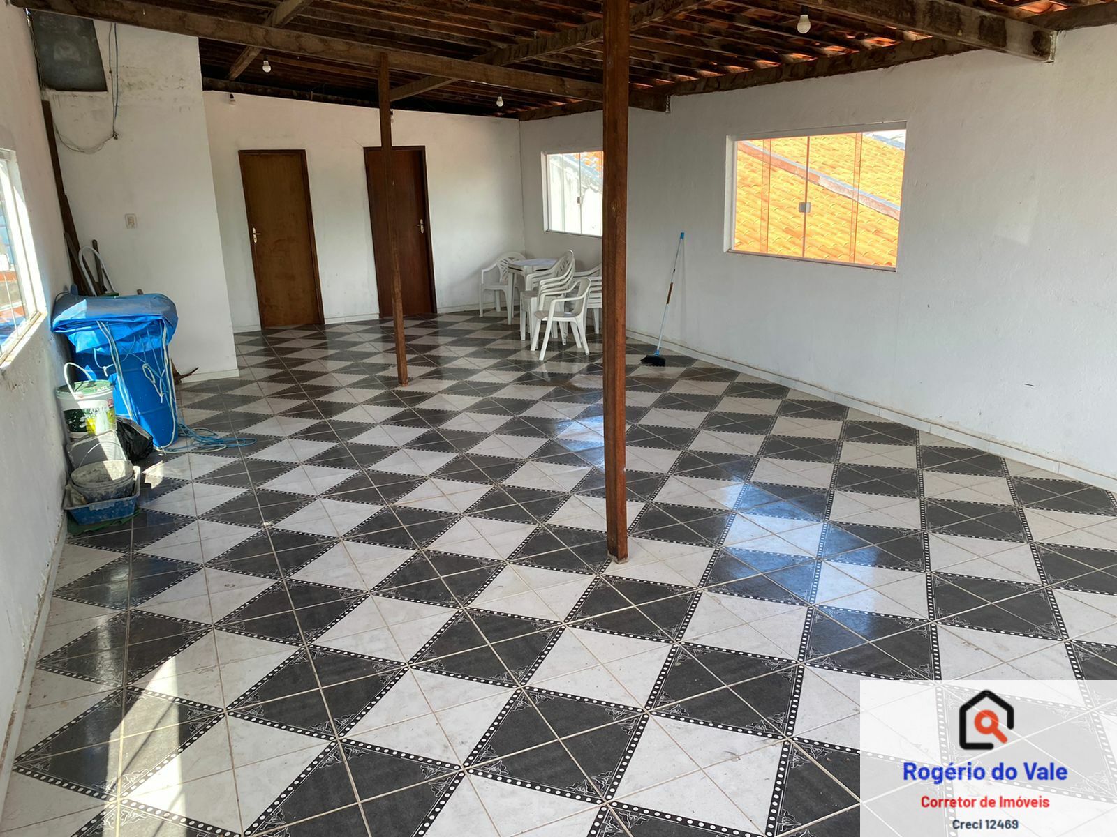 Casa à venda com 5 quartos, 160m² - Foto 19