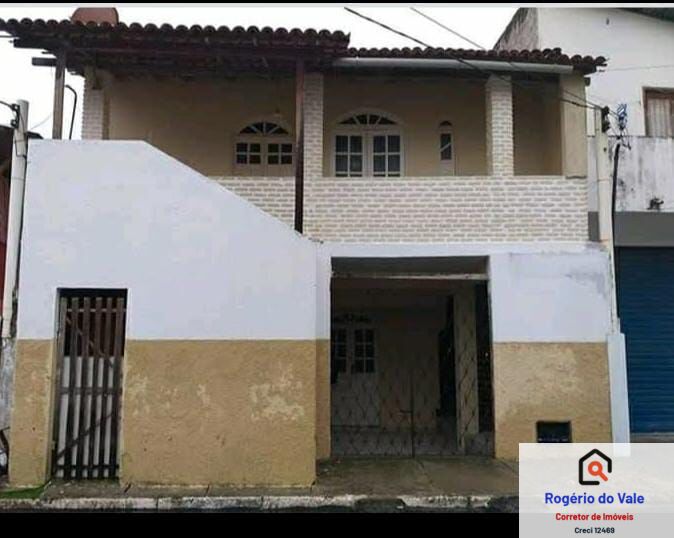 Casa à venda com 4 quartos, 120m² - Foto 1