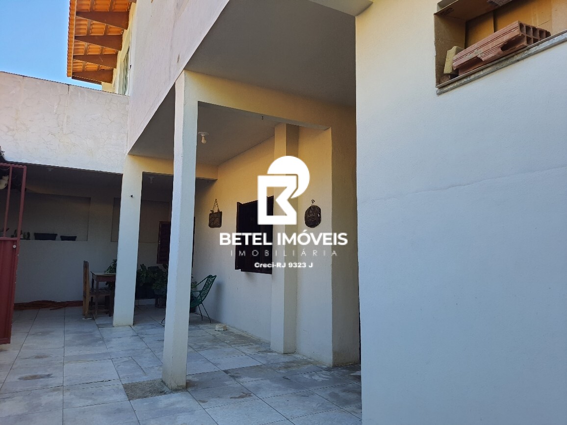 Casa à venda com 3 quartos, 320m² - Foto 18