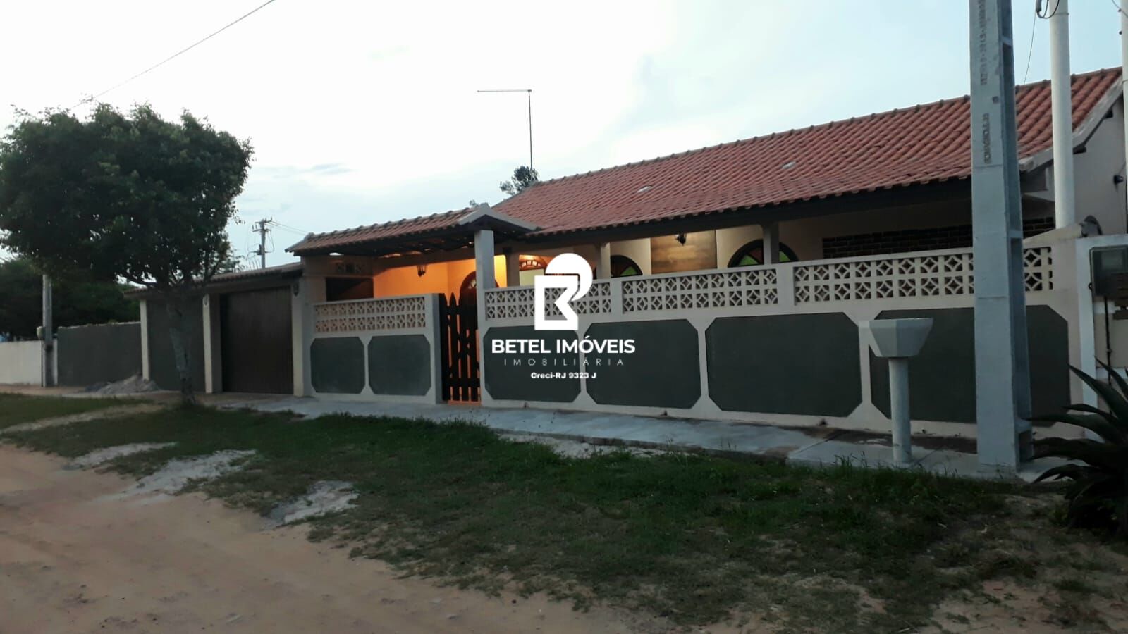 Casa à venda com 4 quartos, 200m² - Foto 30