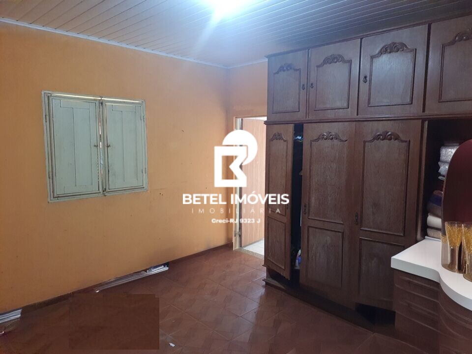 Casa à venda com 2 quartos, 120m² - Foto 4