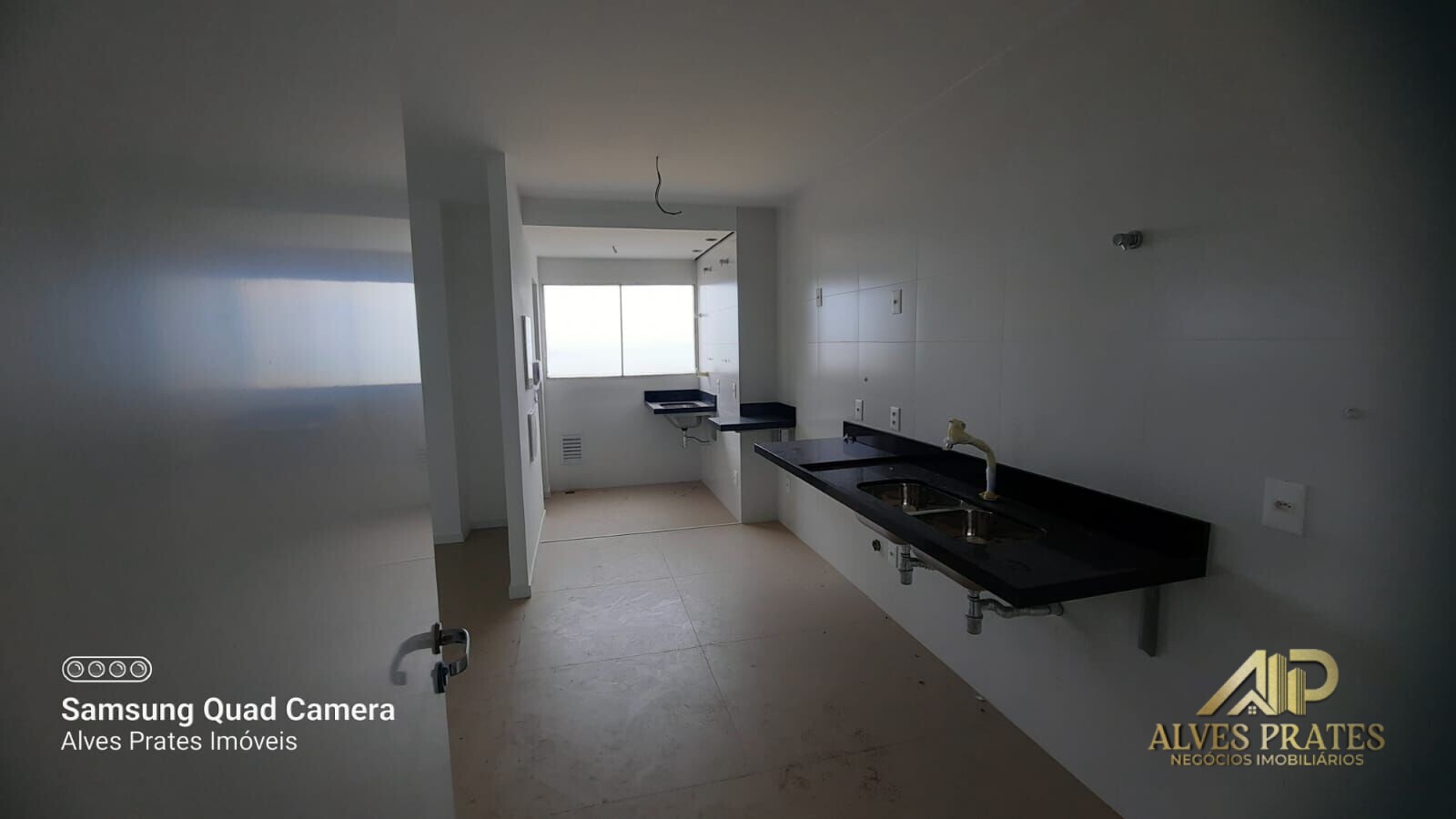 Apartamento à venda com 4 quartos, 147m² - Foto 10