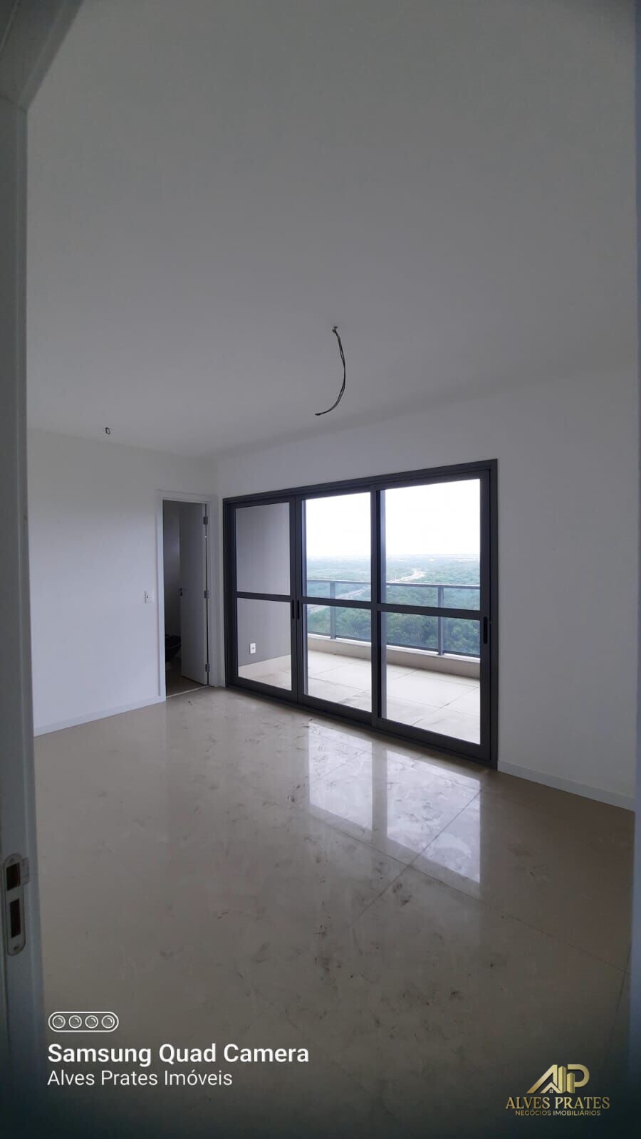 Apartamento à venda com 4 quartos, 147m² - Foto 8