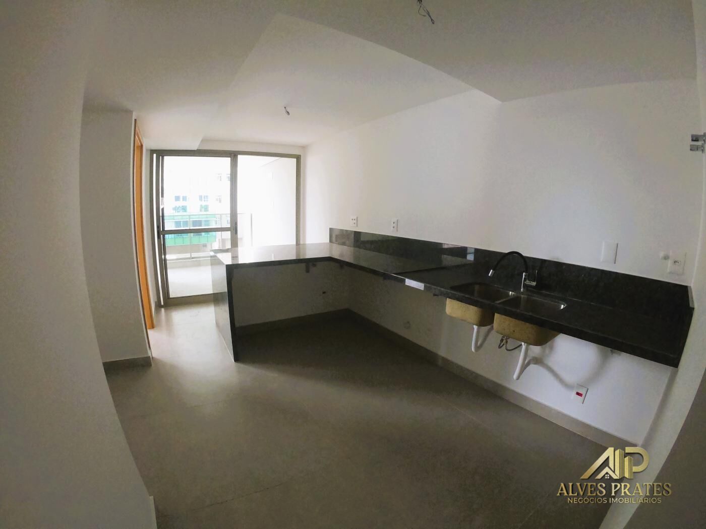 Apartamento à venda com 4 quartos, 171m² - Foto 8