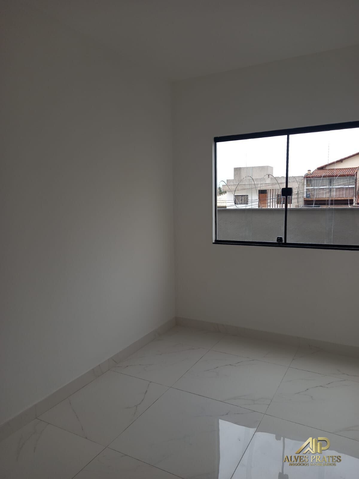 Casa à venda com 3 quartos, 102m² - Foto 10