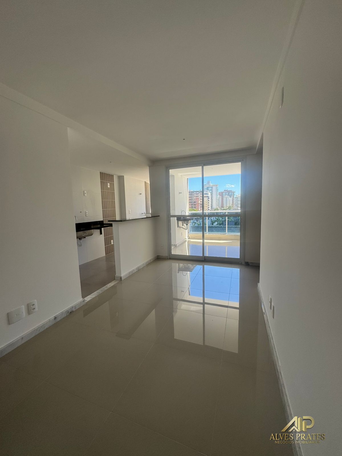 Apartamento à venda com 2 quartos, 57m² - Foto 3