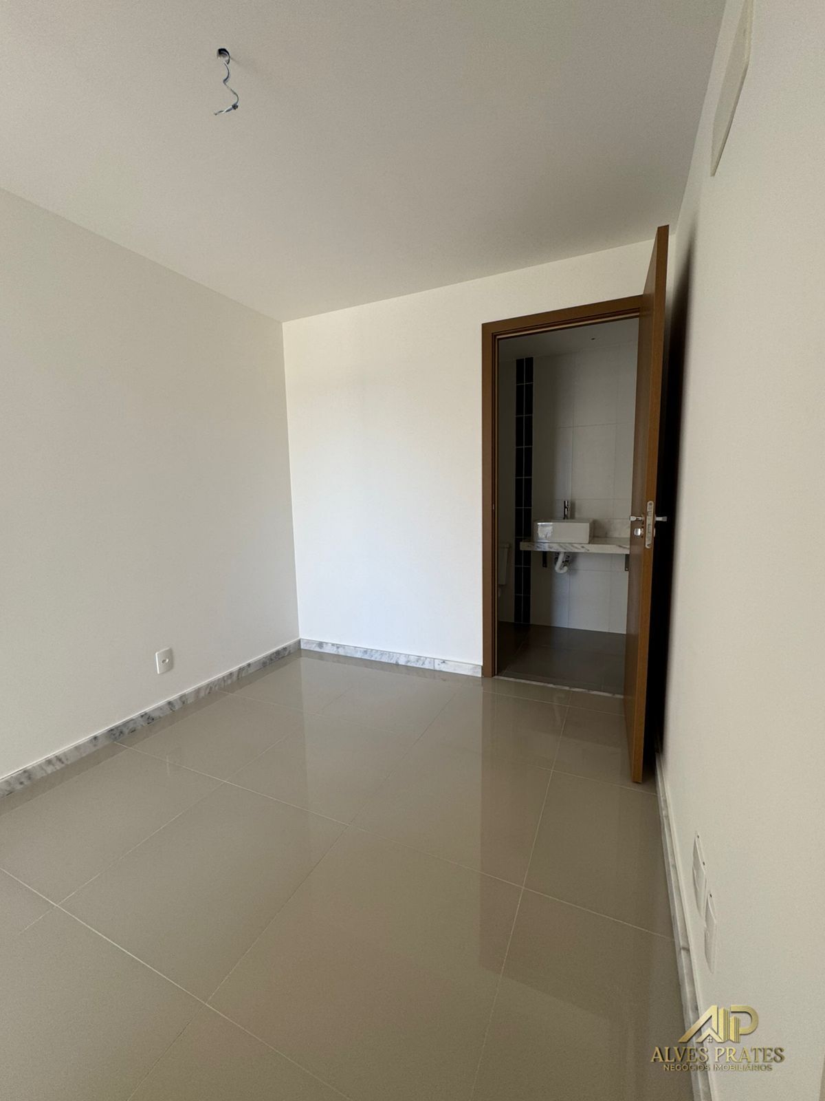 Apartamento à venda com 2 quartos, 57m² - Foto 6