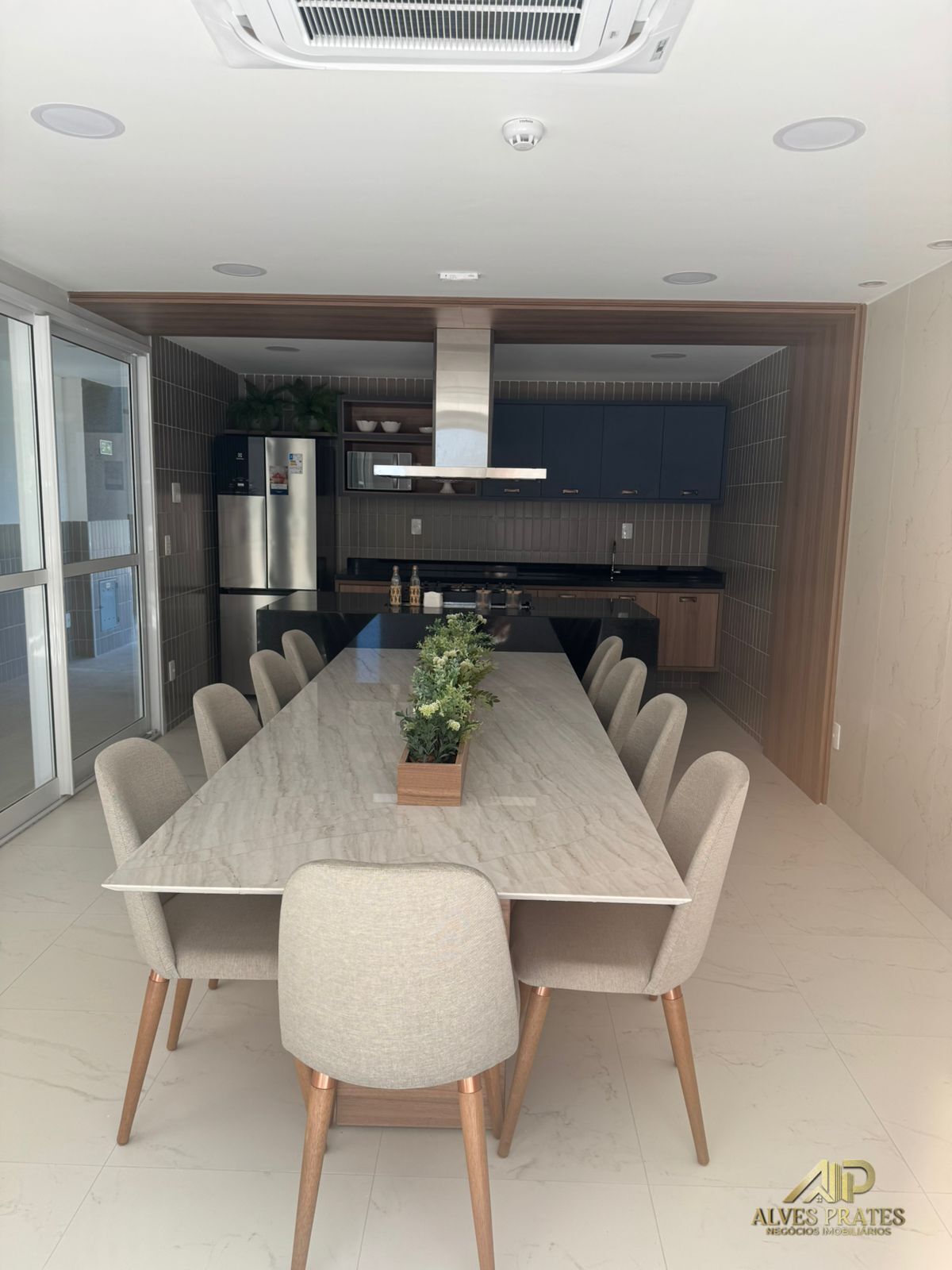 Apartamento à venda com 2 quartos, 57m² - Foto 19