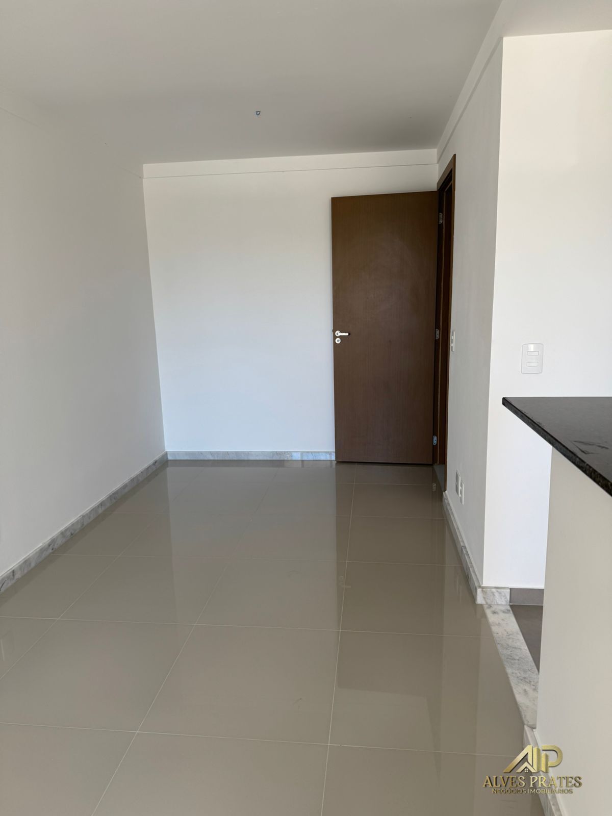 Apartamento à venda com 2 quartos, 57m² - Foto 4