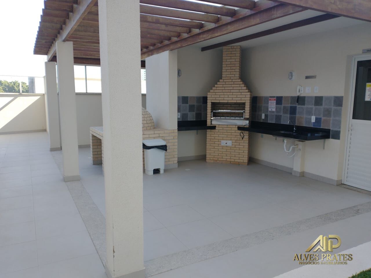 Apartamento à venda com 2 quartos, 45m² - Foto 10