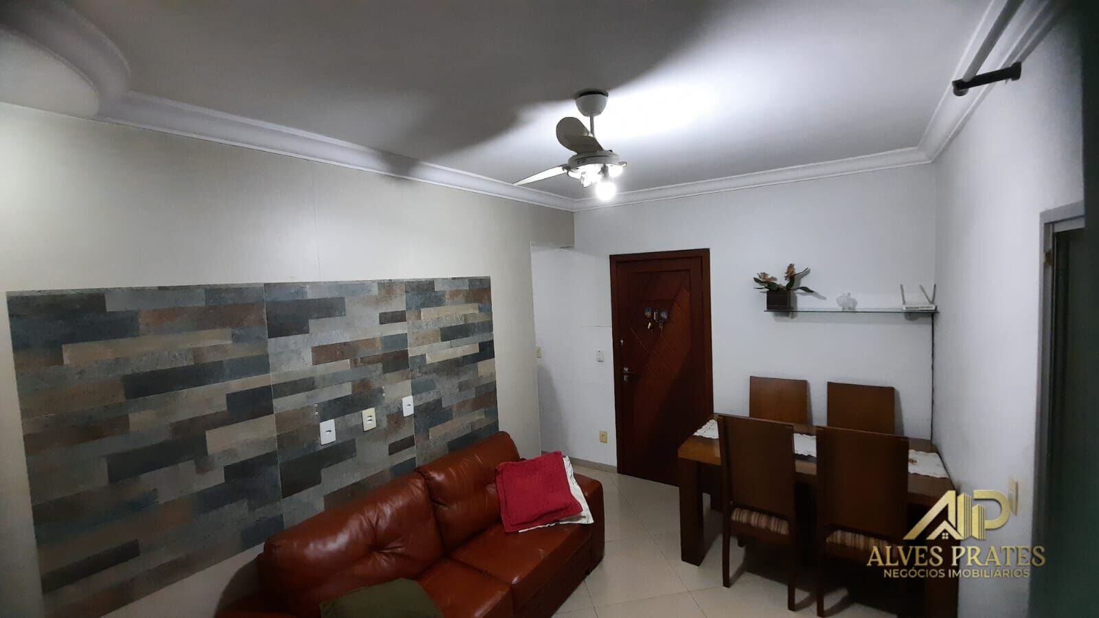 Apartamento à venda com 2 quartos, 55m² - Foto 3