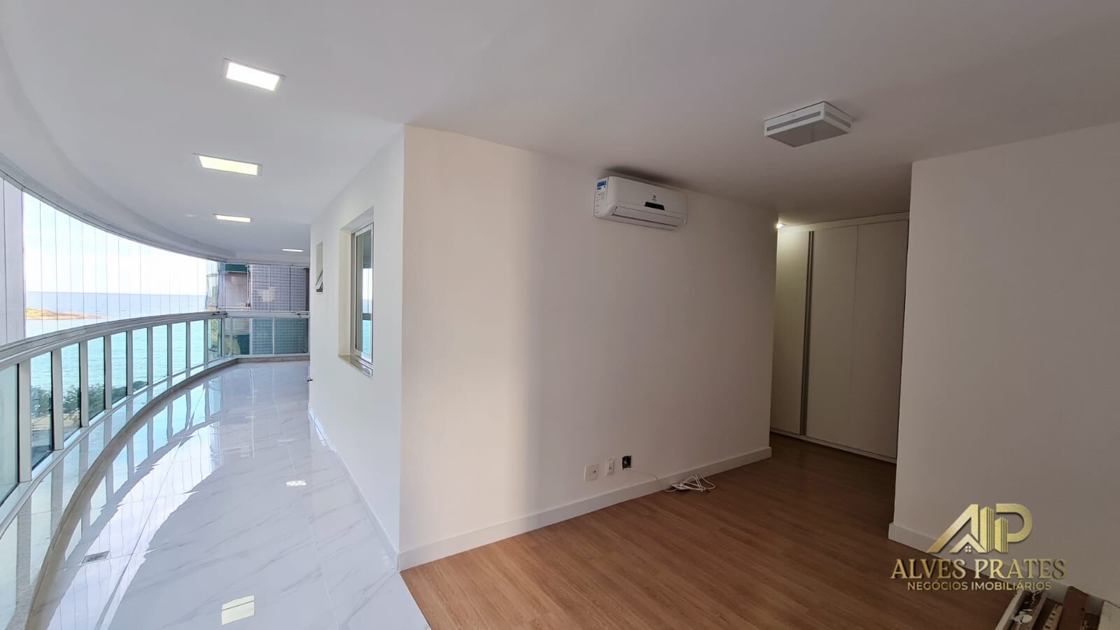 Apartamento à venda com 3 quartos, 146m² - Foto 10