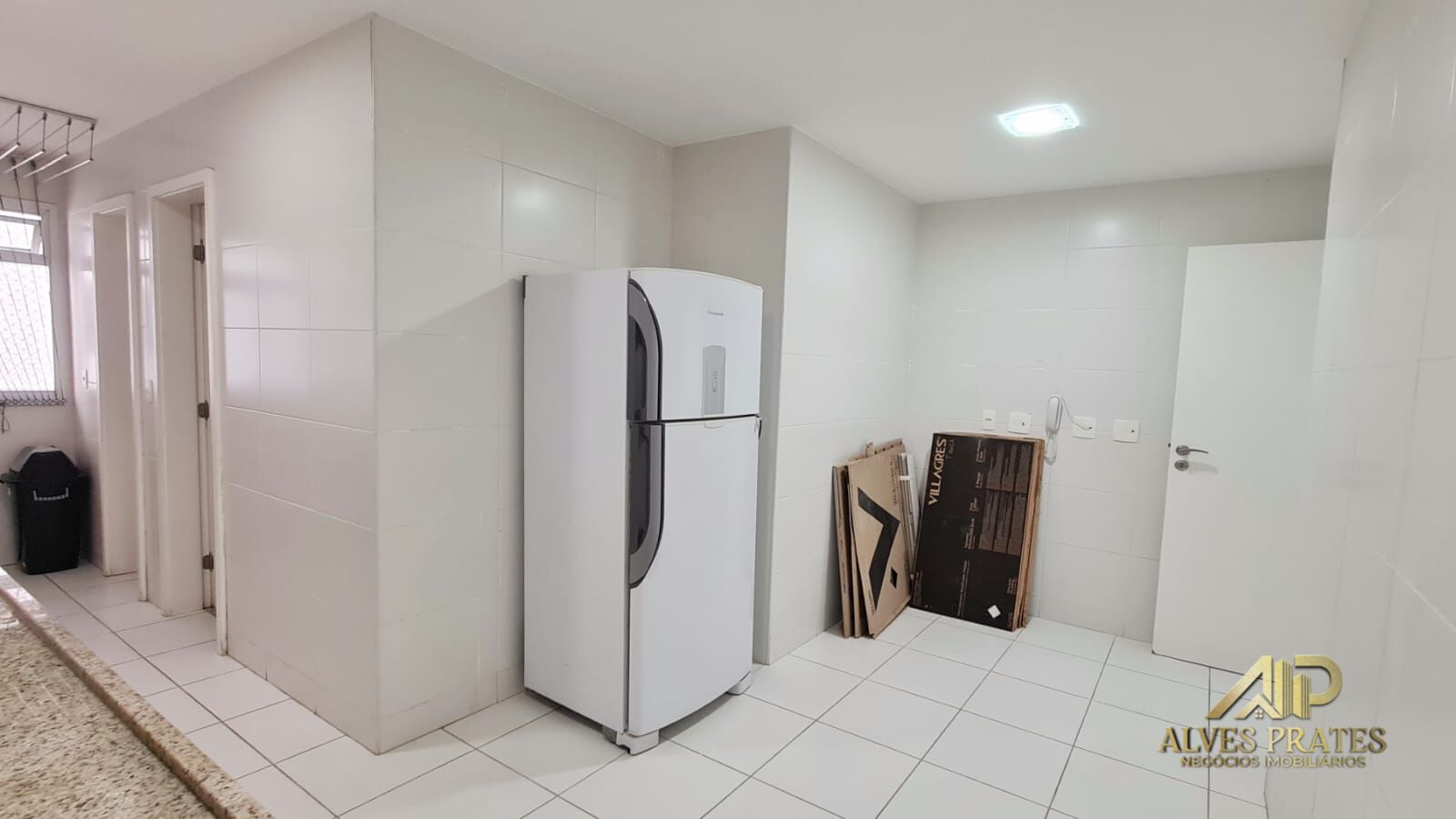 Apartamento à venda com 3 quartos, 146m² - Foto 18