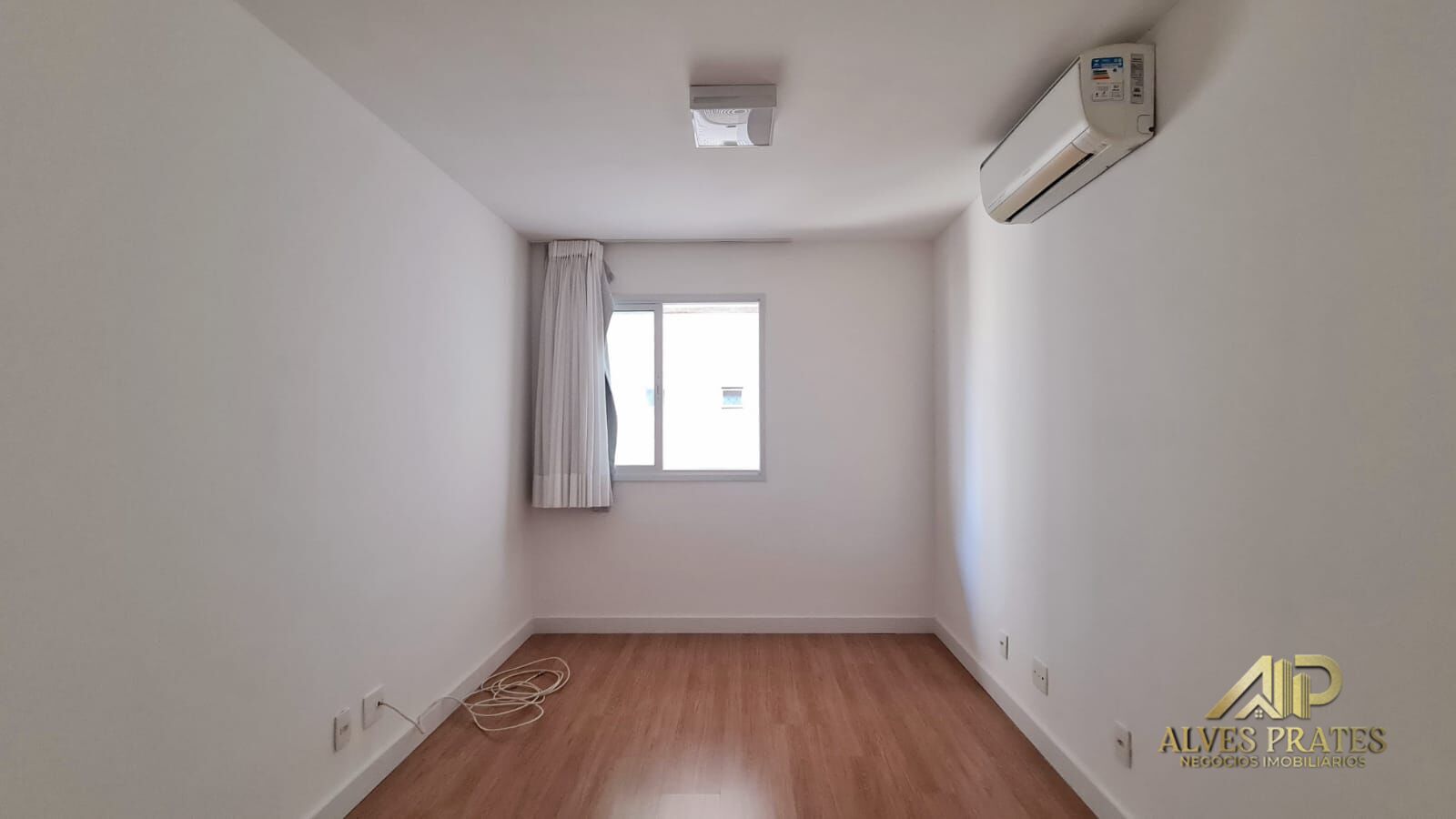 Apartamento à venda com 3 quartos, 146m² - Foto 14