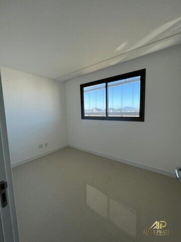 Apartamento à venda com 2 quartos, 70m² - Foto 5