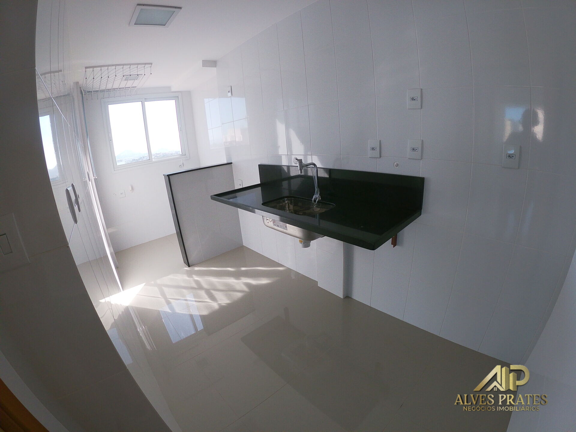 Apartamento à venda com 2 quartos, 68m² - Foto 8