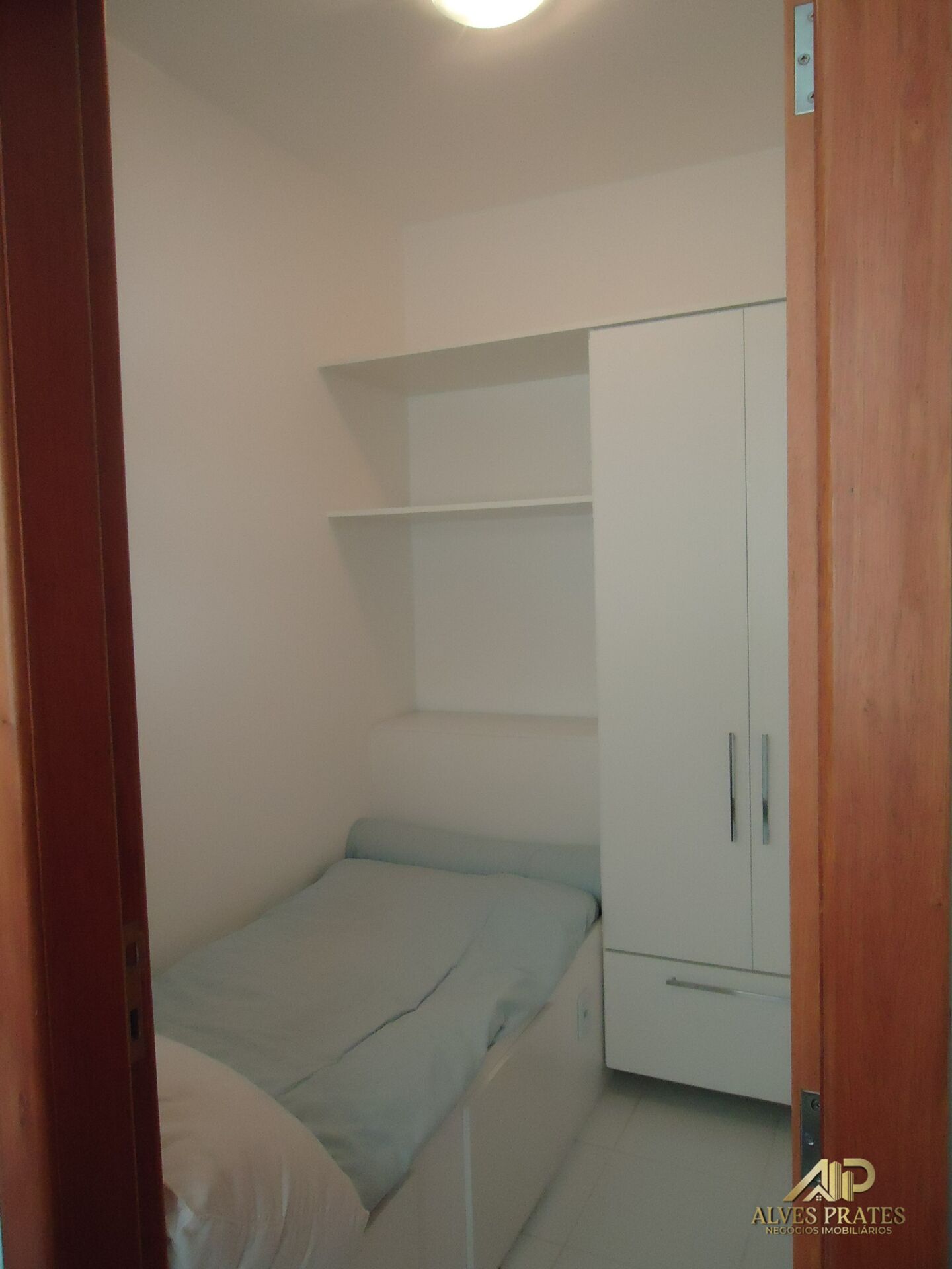 Apartamento à venda com 3 quartos, 107m² - Foto 13