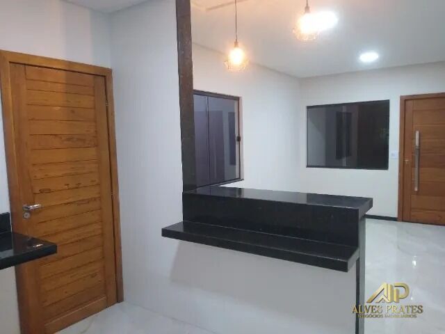 Casa à venda com 3 quartos, 83m² - Foto 11