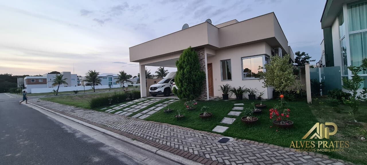 Casa de Condomínio à venda com 3 quartos, 254m² - Foto 1