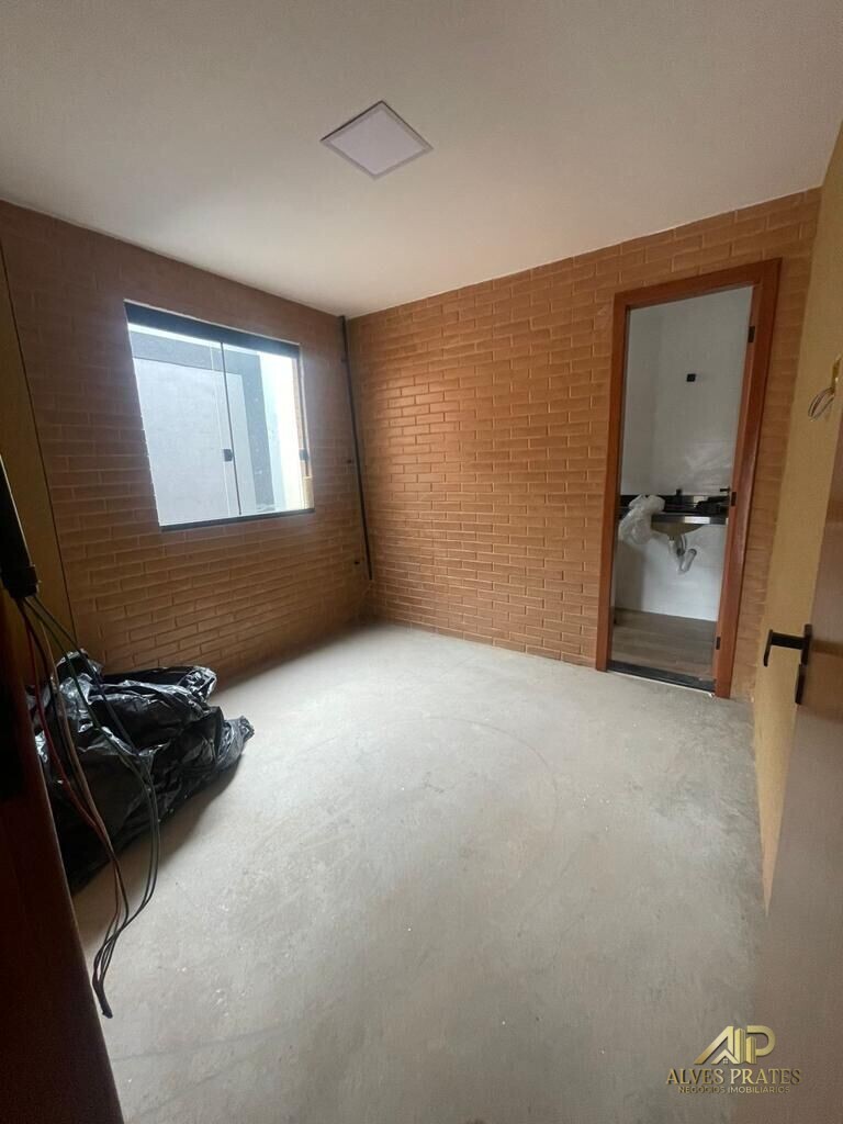 Casa à venda com 2 quartos, 95m² - Foto 17