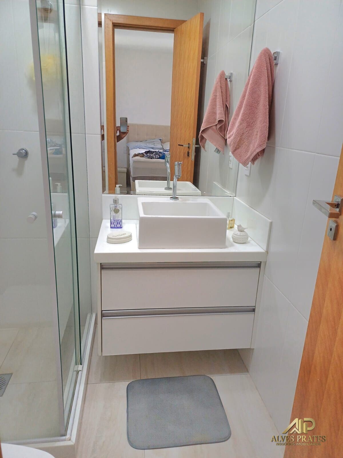 Apartamento à venda com 3 quartos, 93m² - Foto 11