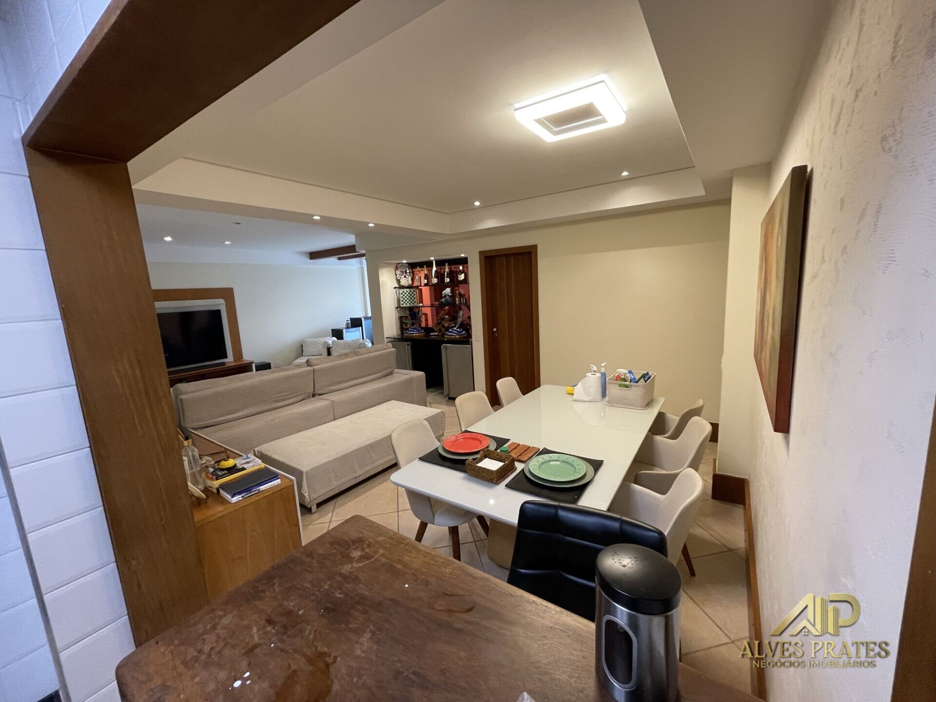 Apartamento à venda com 3 quartos, 165m² - Foto 9