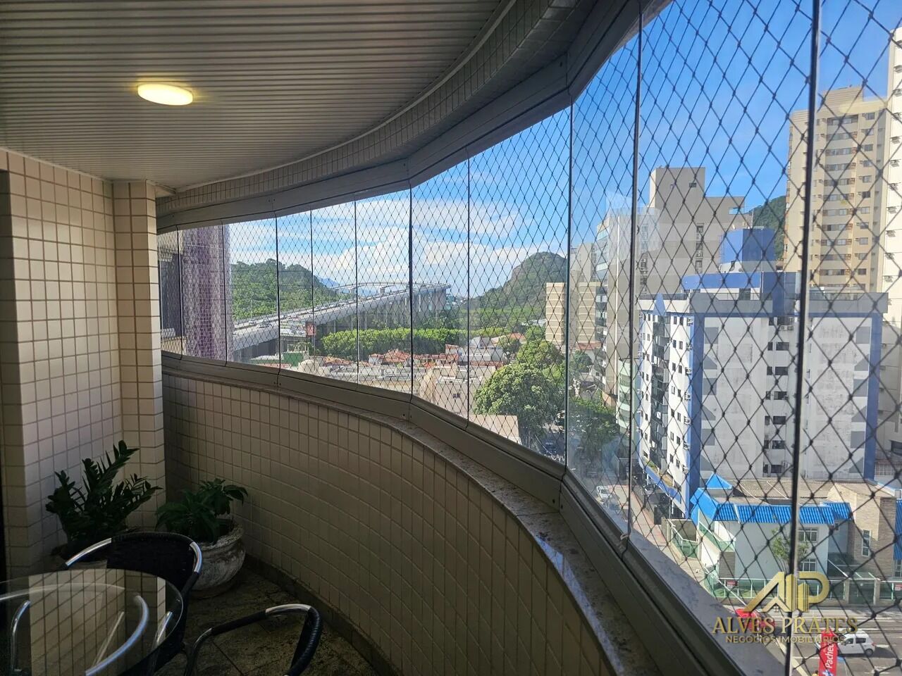 Apartamento à venda com 4 quartos, 290m² - Foto 2