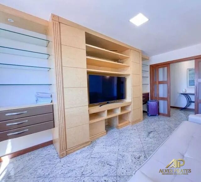 Apartamento à venda com 4 quartos, 290m² - Foto 4