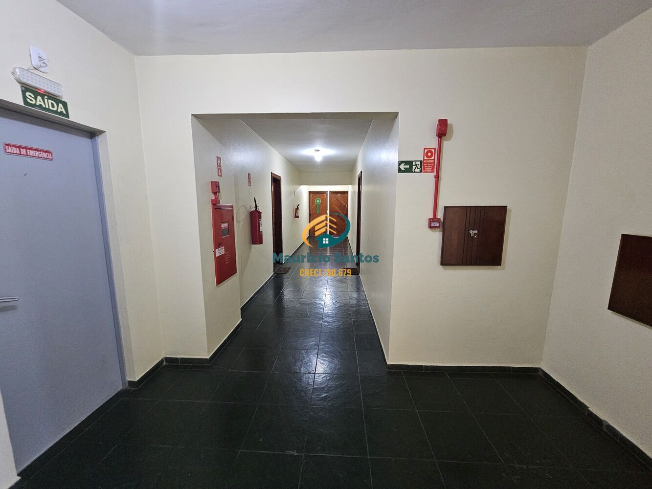 Apartamento à venda com 1 quarto, 75m² - Foto 39