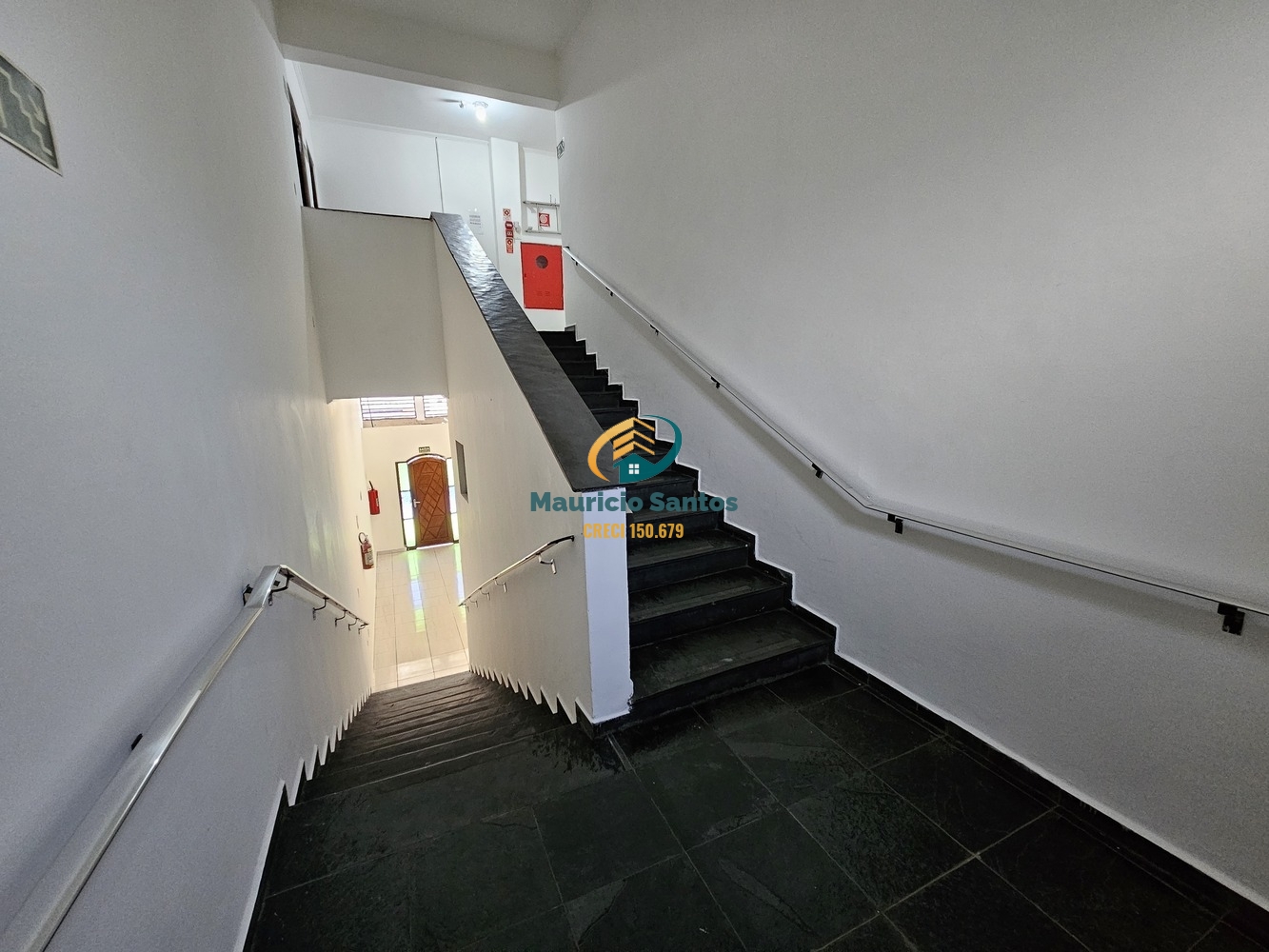 Apartamento para alugar com 2 quartos, 84m² - Foto 23