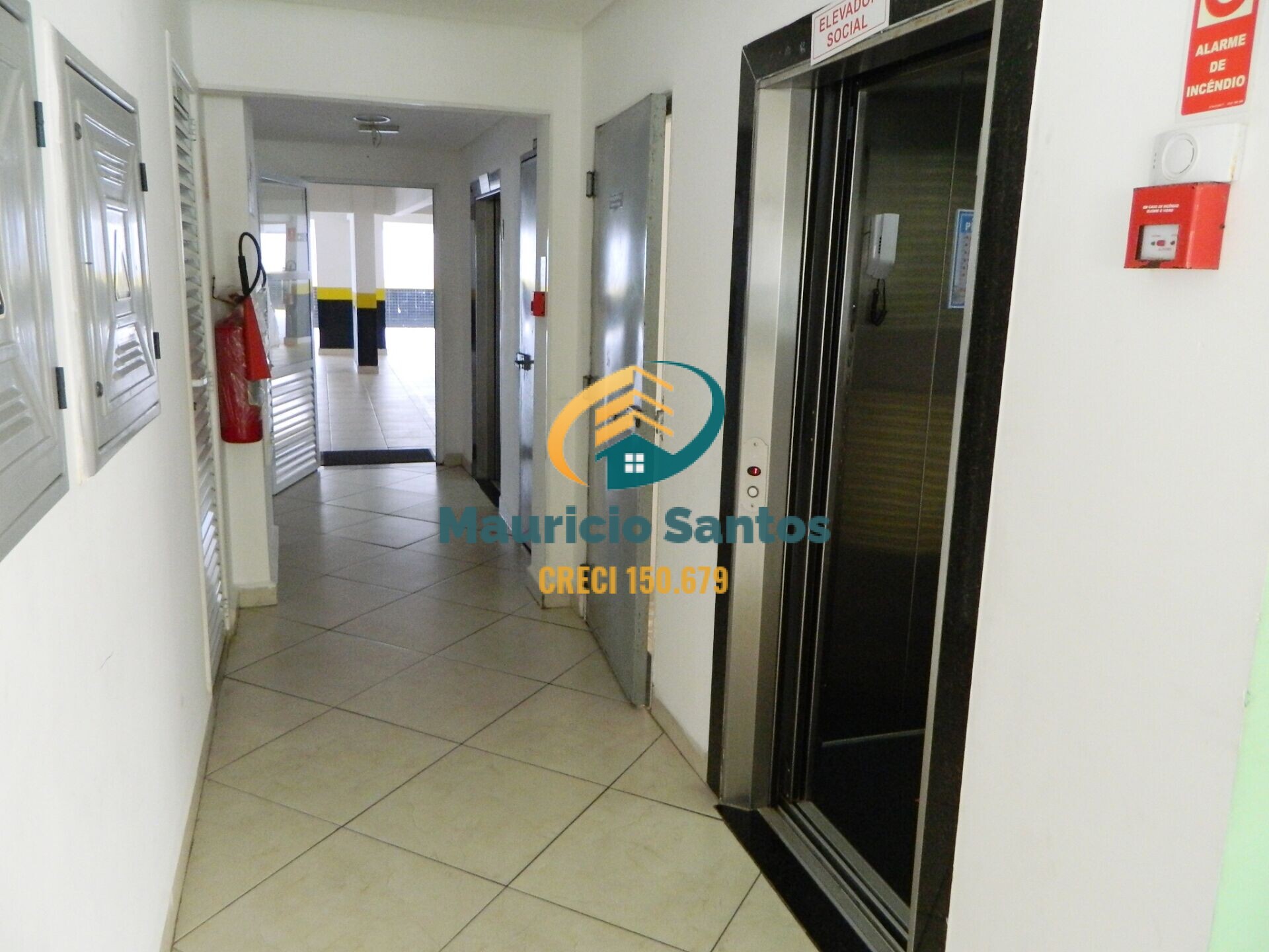 Apartamento à venda com 2 quartos, 63m² - Foto 27