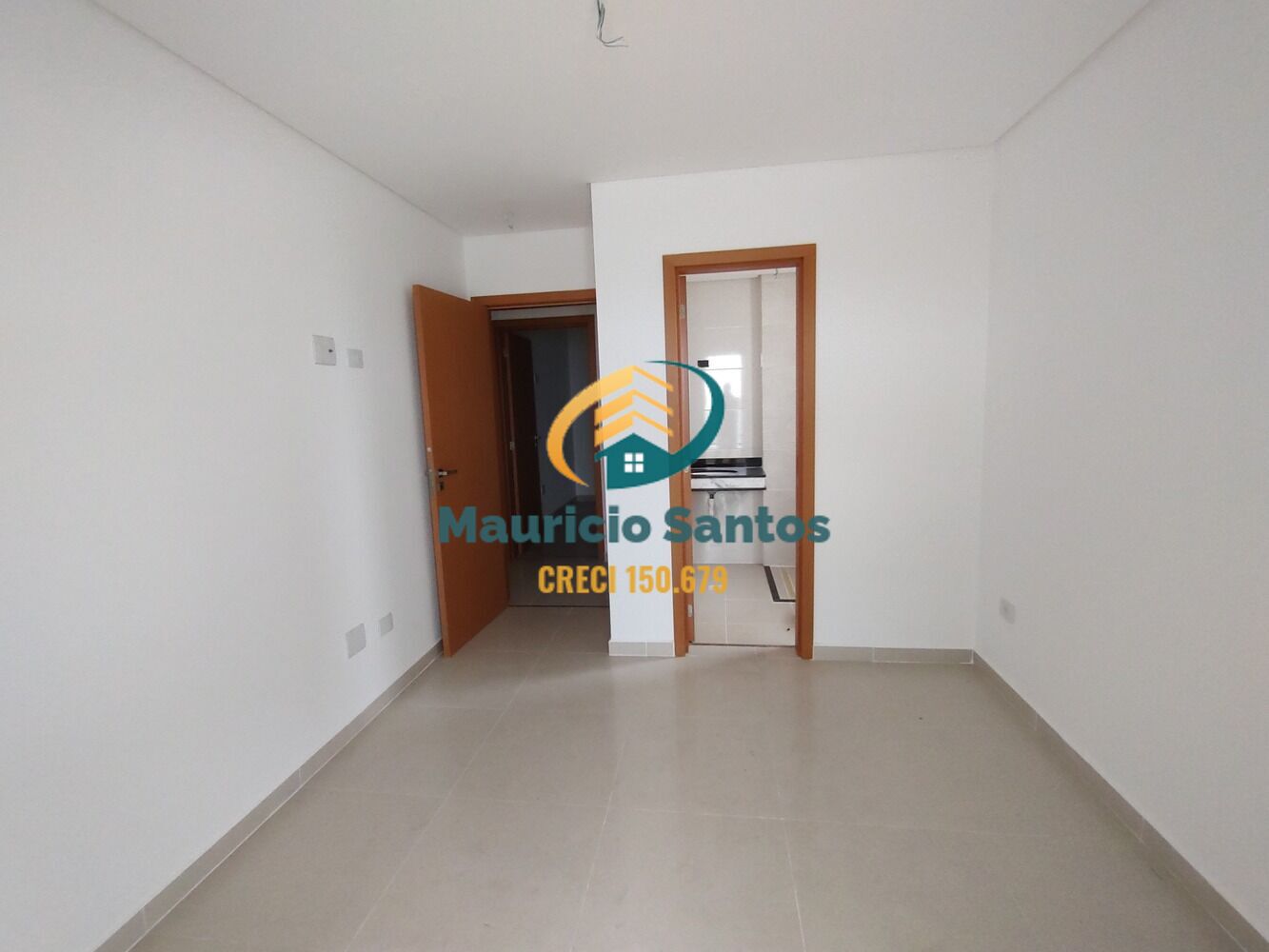 Apartamento à venda com 3 quartos, 110m² - Foto 2