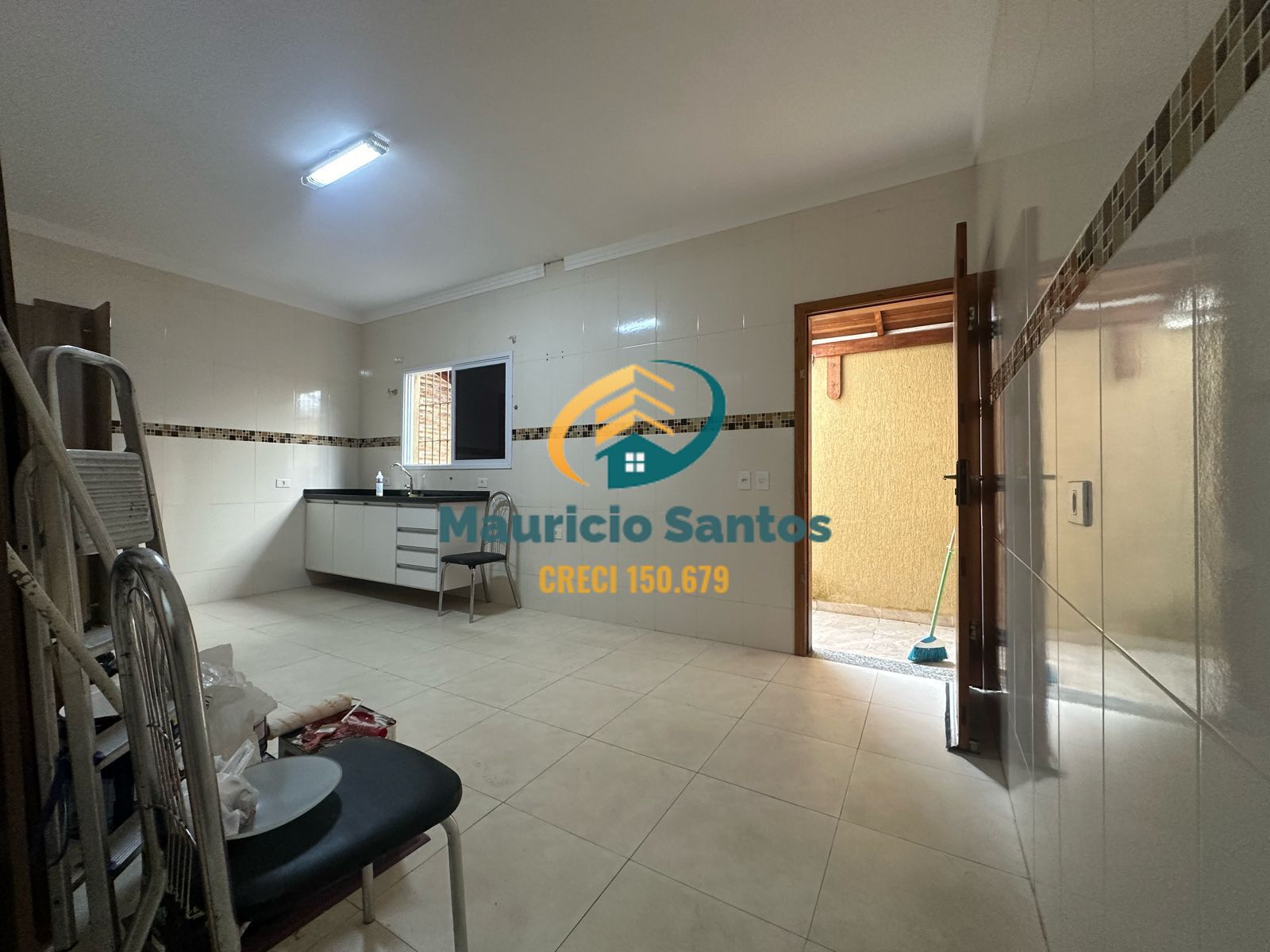 Sobrado à venda com 3 quartos, 99m² - Foto 5