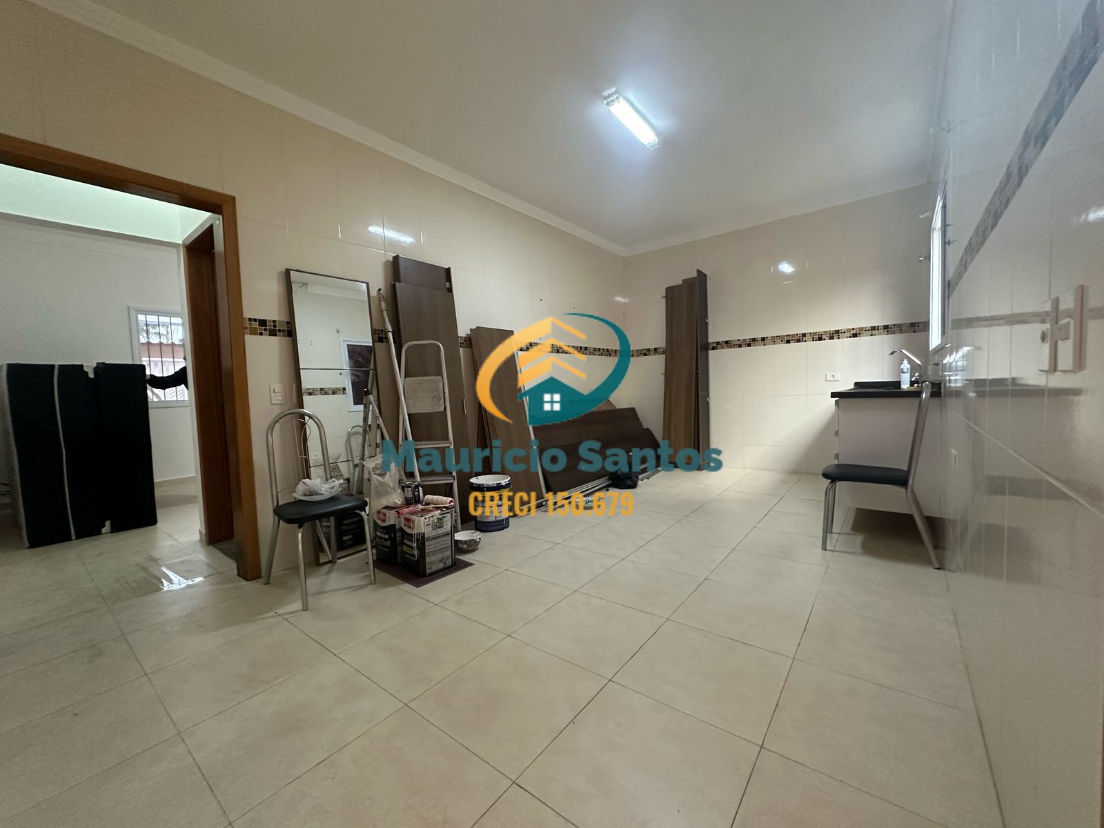 Sobrado à venda com 3 quartos, 99m² - Foto 4