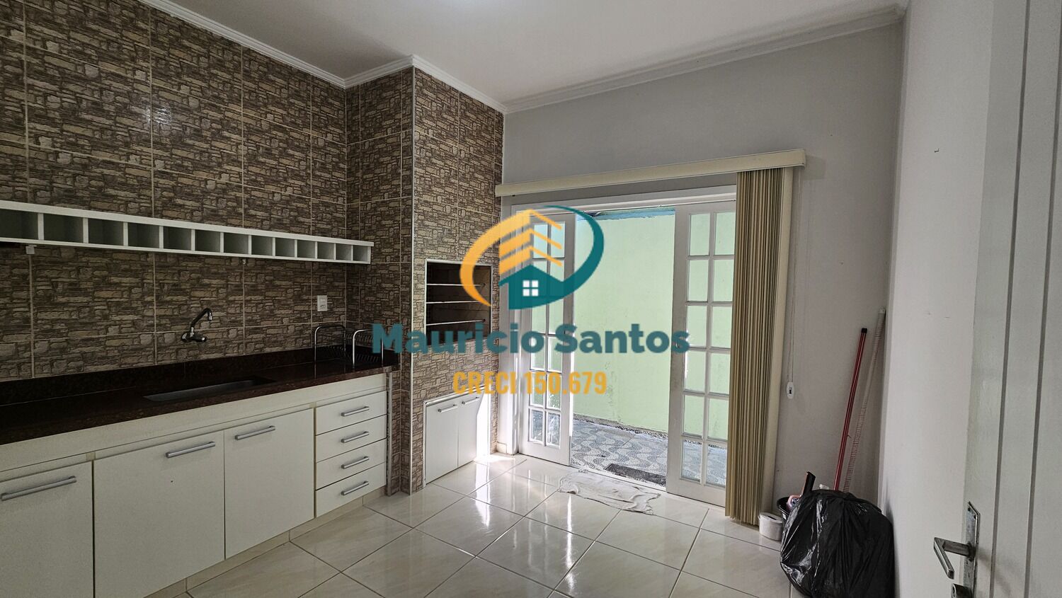 Casa à venda com 3 quartos, 116m² - Foto 19