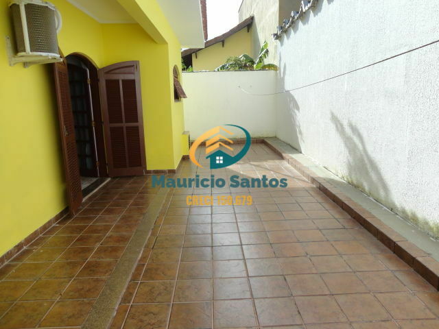 Casa à venda com 4 quartos, 270m² - Foto 11