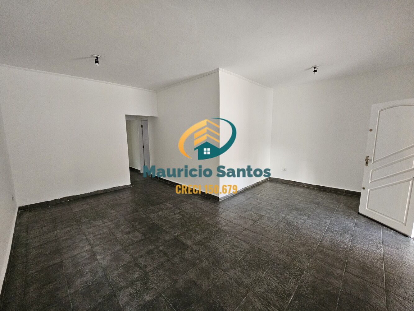 Casa à venda com 2 quartos, 185m² - Foto 12