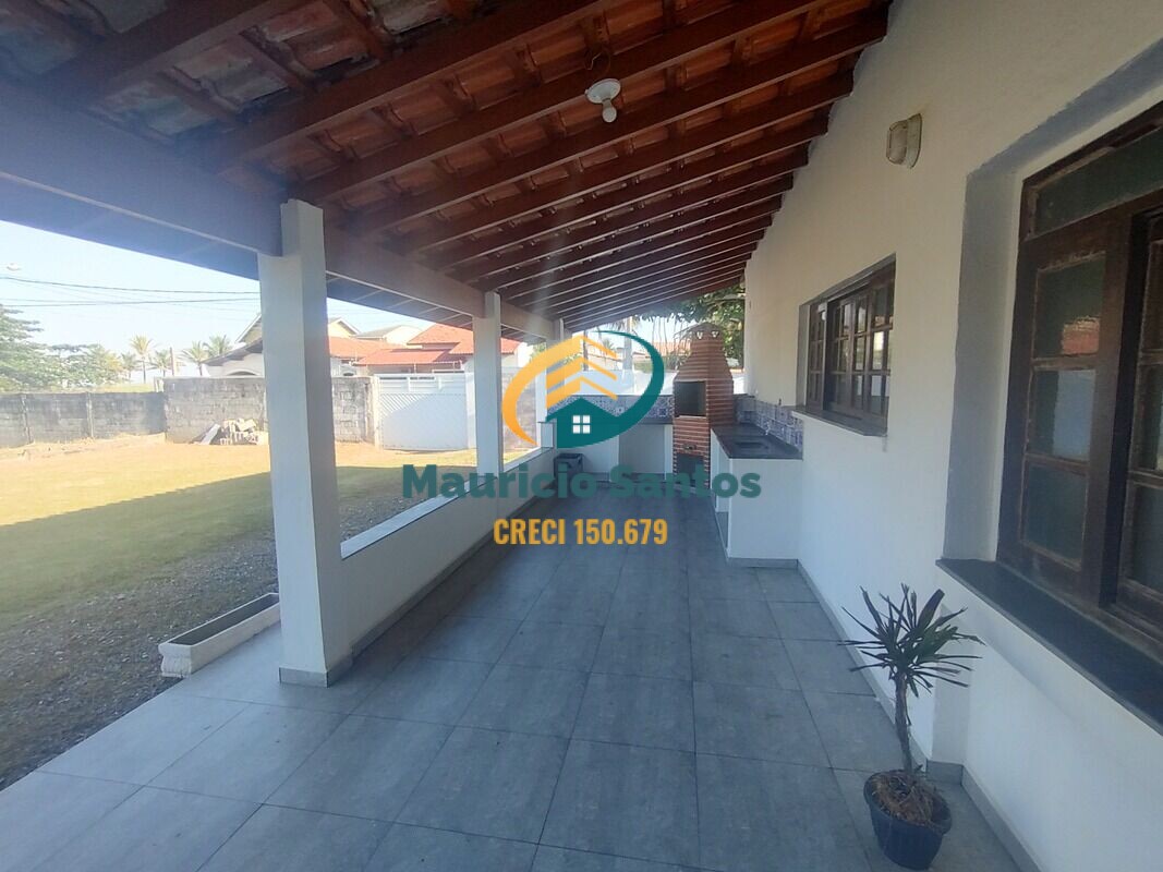 Casa à venda com 4 quartos, 200m² - Foto 13