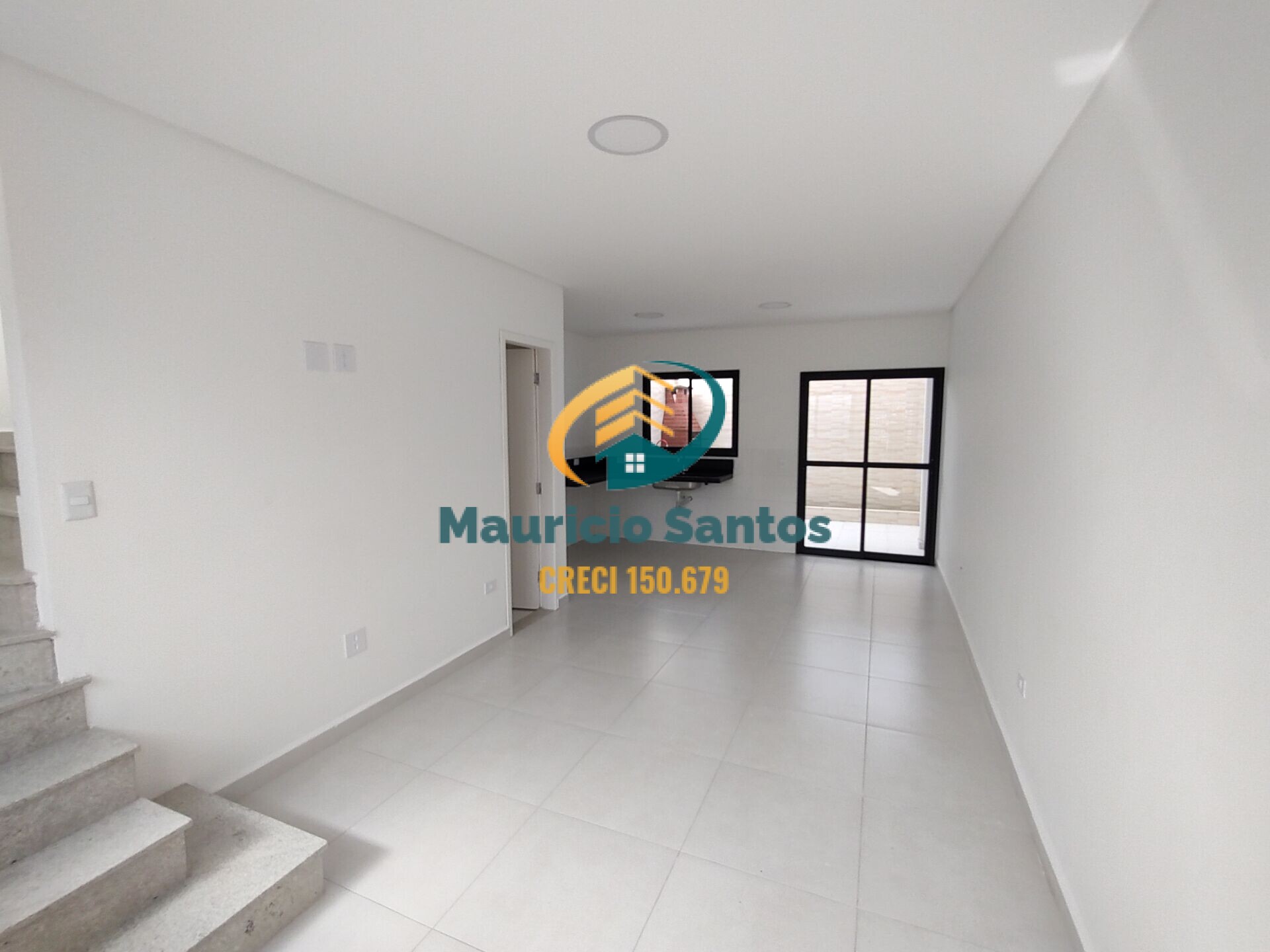 Sobrado à venda com 2 quartos, 73m² - Foto 2