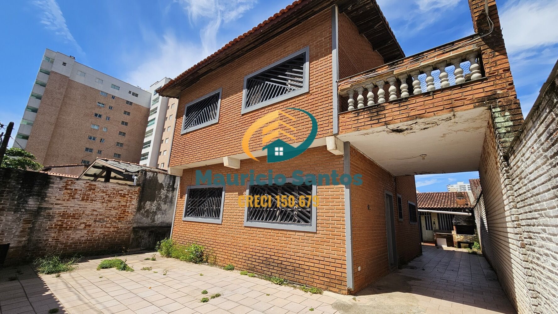 Sobrado à venda com 4 quartos, 166m² - Foto 1