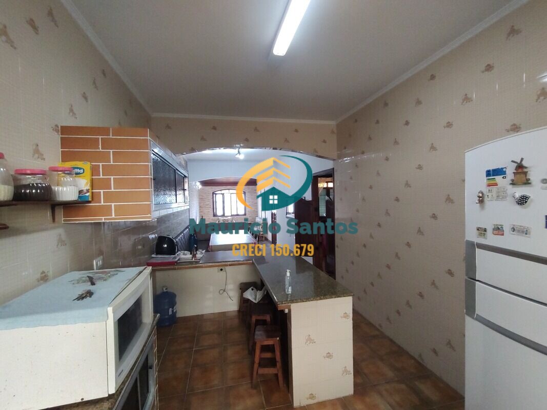 Casa à venda com 4 quartos, 187m² - Foto 18