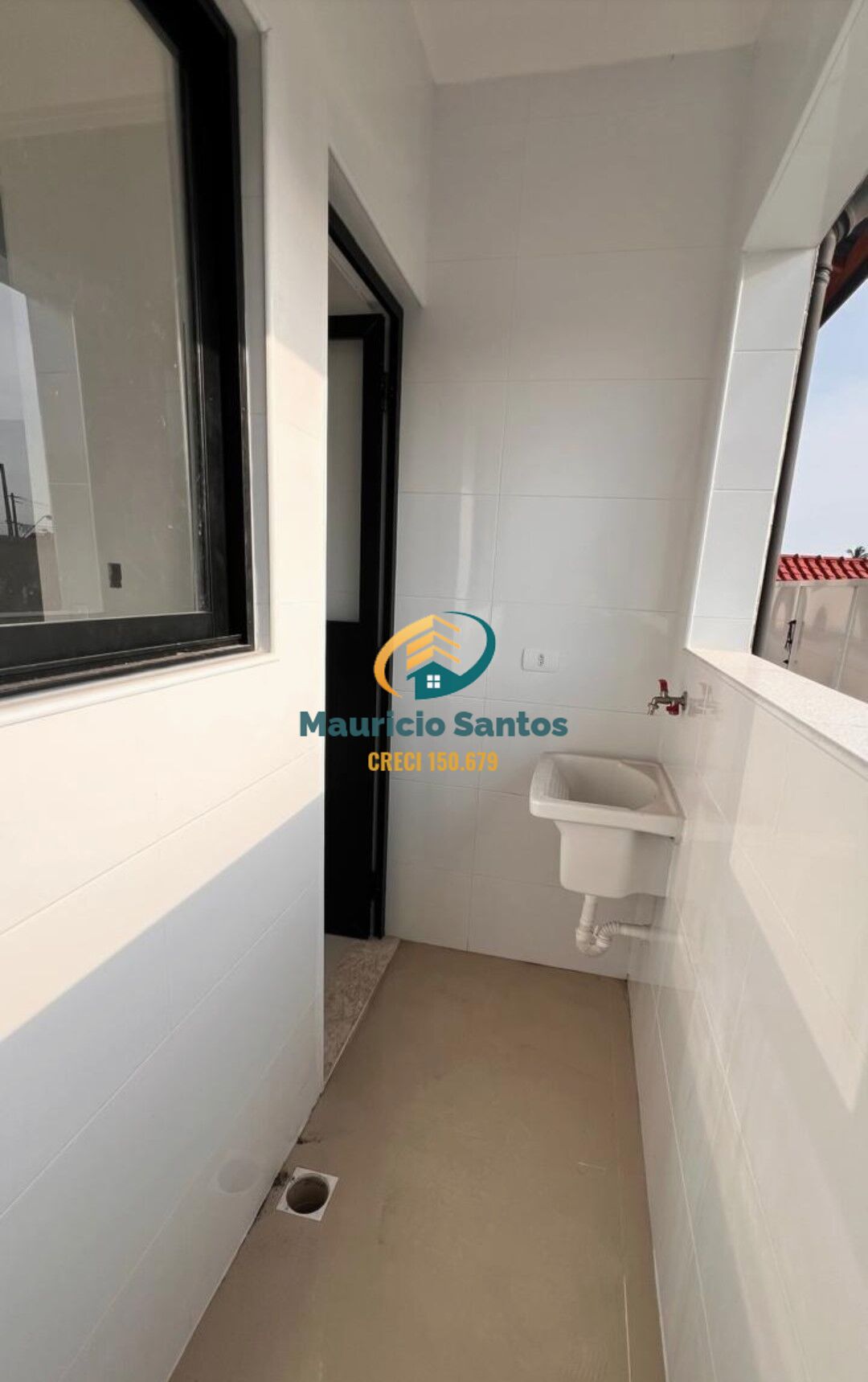 Casa à venda com 2 quartos, 54m² - Foto 13