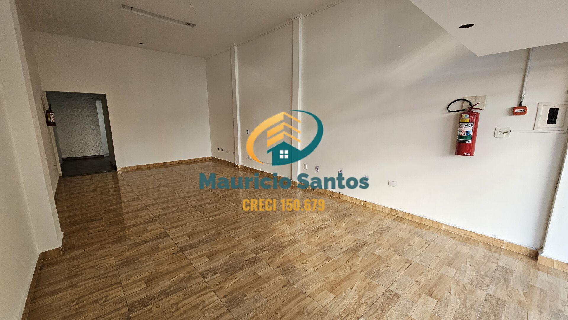 Prédio Inteiro para alugar, 60m² - Foto 2