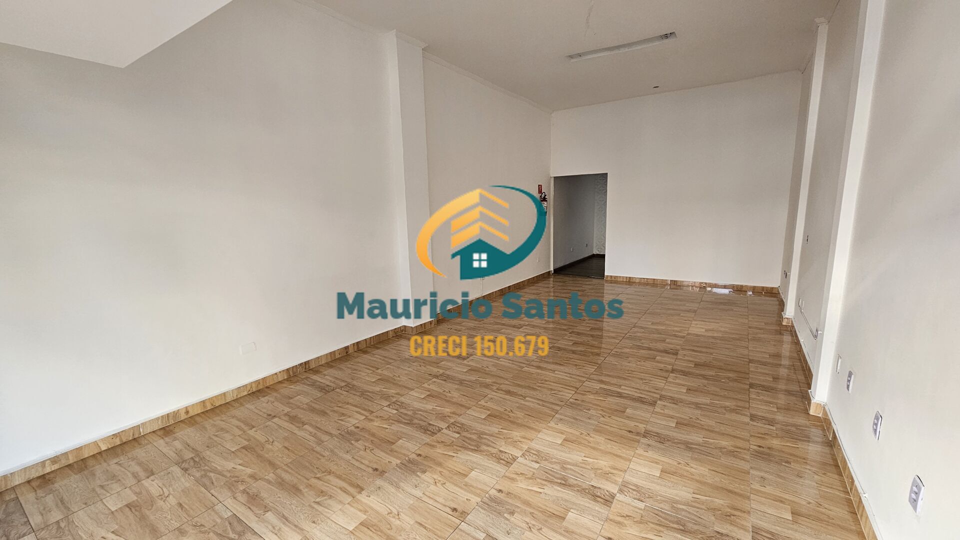 Prédio Inteiro para alugar, 60m² - Foto 3